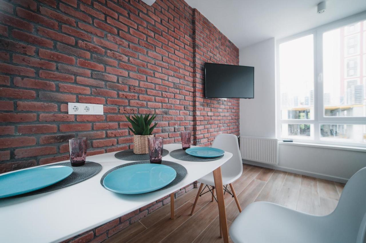 Kostjukowski Apartments Shevchenka 60 Lviv Buitenkant foto