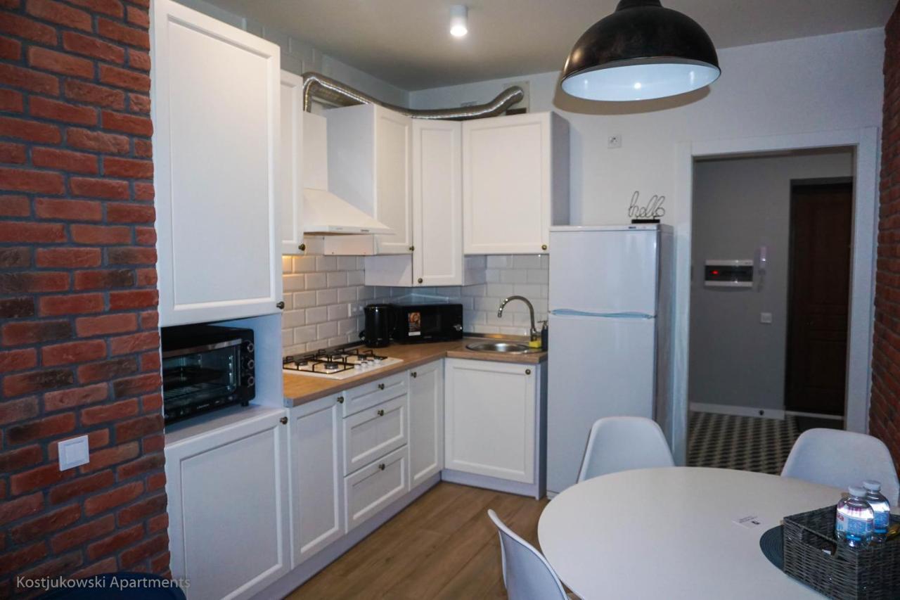 Kostjukowski Apartments Shevchenka 60 Lviv Buitenkant foto