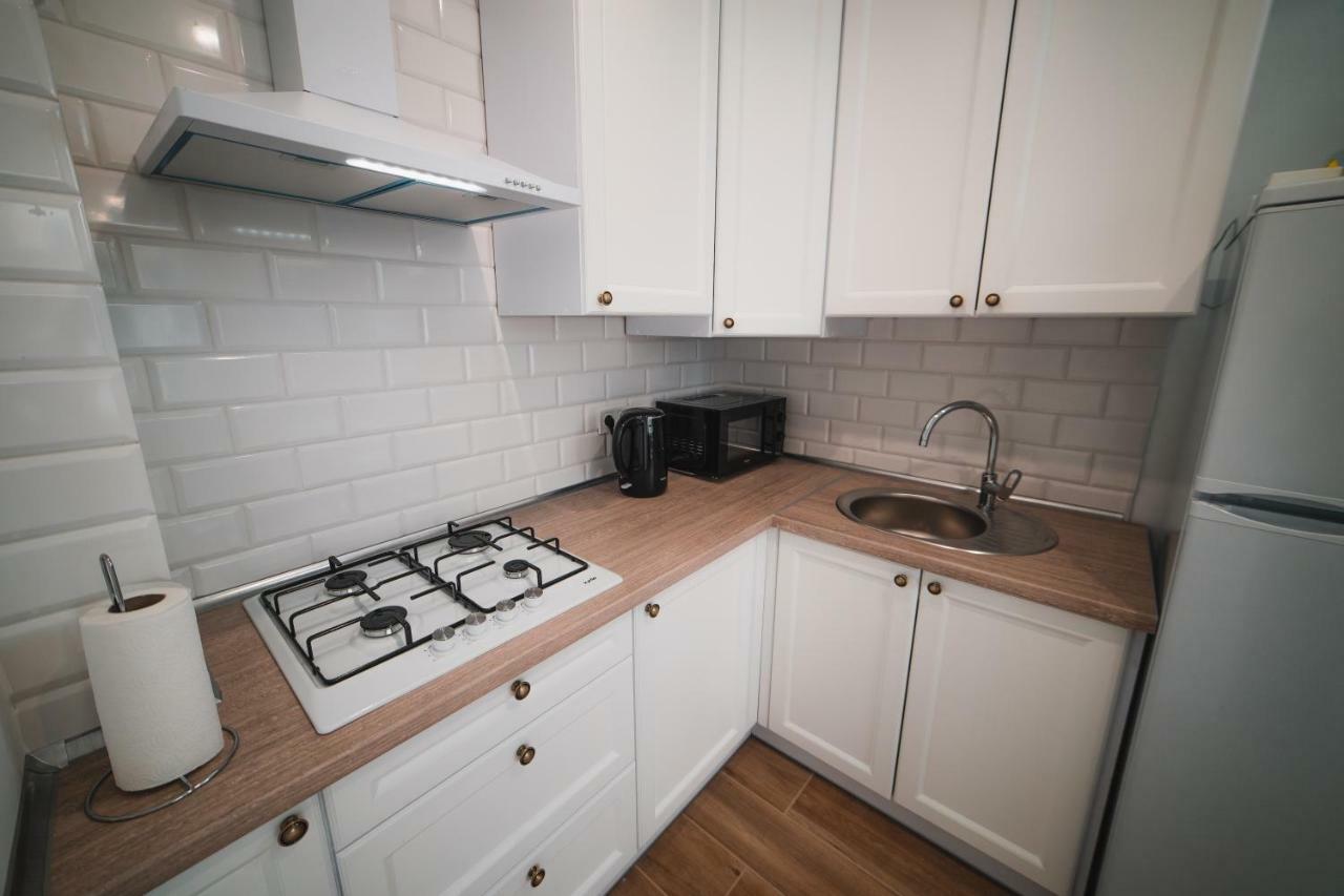 Kostjukowski Apartments Shevchenka 60 Lviv Buitenkant foto